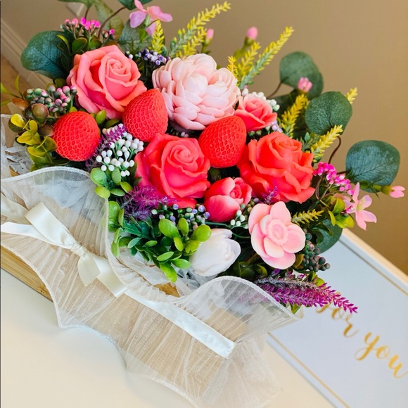 Flower - Picture 5 of 10